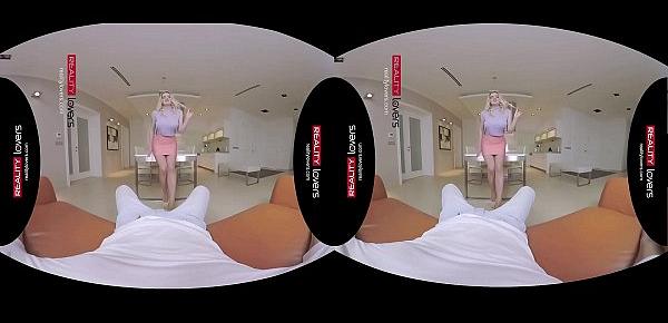  RealityLovers VR - British Cousin is a Cocklover